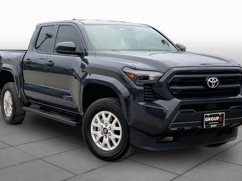 Used 2024 Toyota Tacoma SR RWD image 3