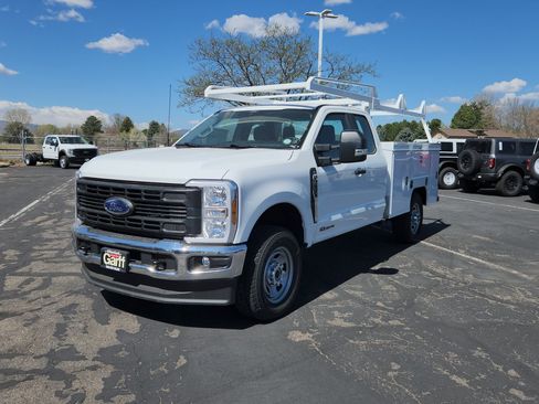 New 2025 Ford F350 XL w/ XL Chrome Package image 2