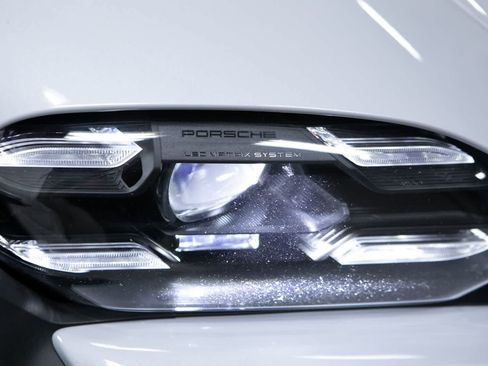 Certified 2023 Porsche Taycan GTS AWD/4WD image 16