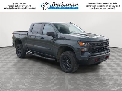 New 2026 Chevrolet Silverado 1500 Custom Trail Boss w/ LPO, Dark Essentials Package