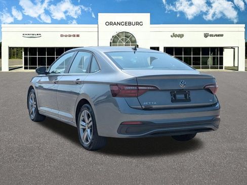 Used 2024 Volkswagen Jetta SE FWD image 6