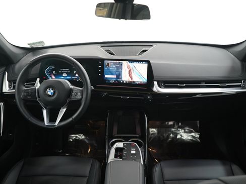 Used 2026 BMW X1 xDrive28i AWD/4WD image 12