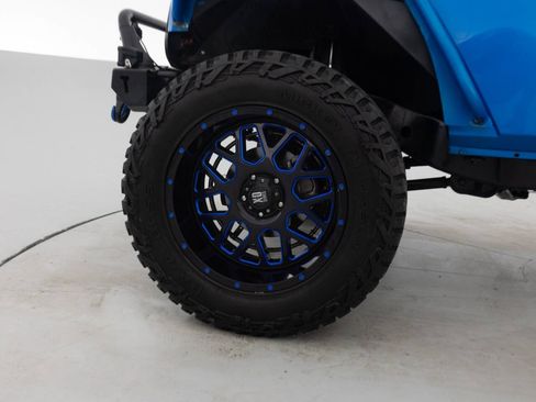 Used 2016 Jeep Wrangler Unlimited Sport w/ Quick Order Package 24S AWD/4WD image 18