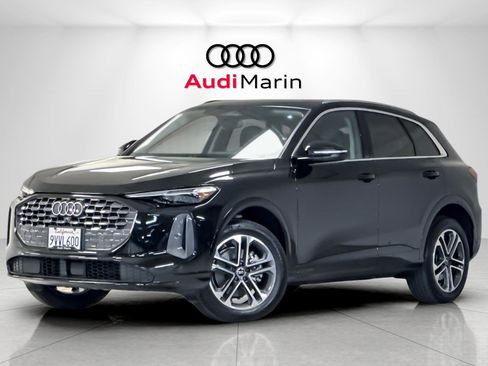 Used 2025 Audi Q5 Premium Plus w/ Premium Plus image 1