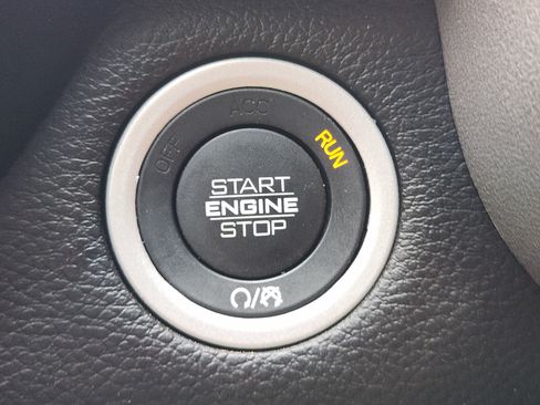 Used 2021 RAM 1500 Laramie w/ Laramie Southwest Edition AWD/4WD image 23