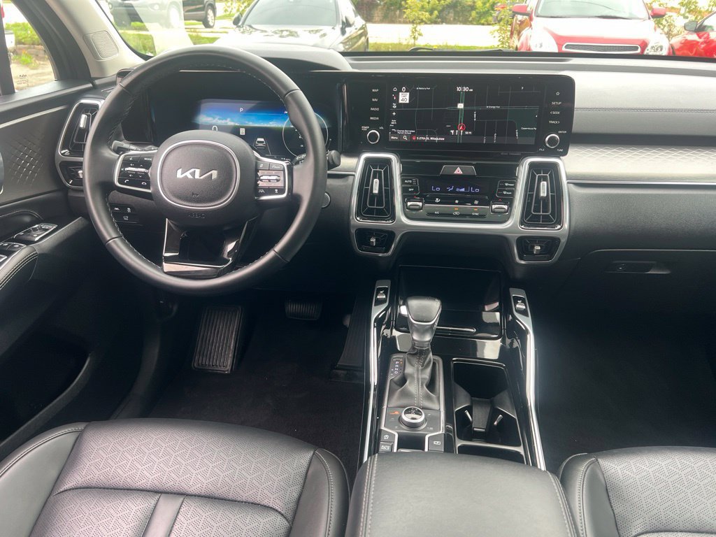 Certified 2023 Kia Sorento SX AWD/4WD image 19