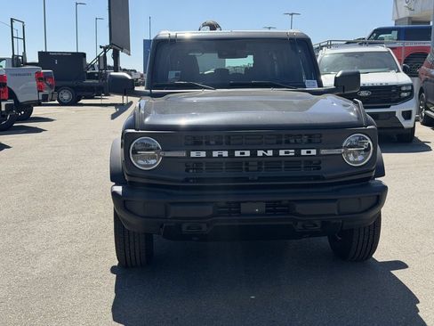 New 2025 Ford Bronco 4-Door AWD/4WD image 2