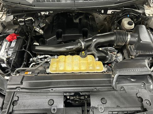 Used 2019 Ford F150 Lariat image 18