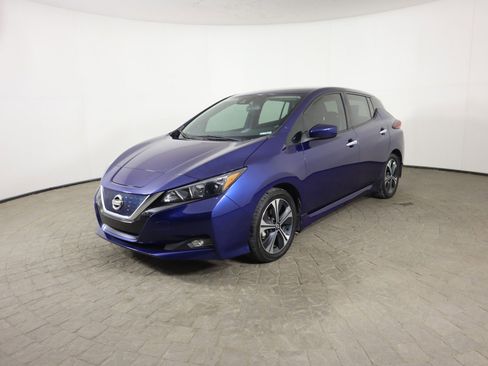 Used 2022 Nissan Leaf SV w/ Protection Package image 4