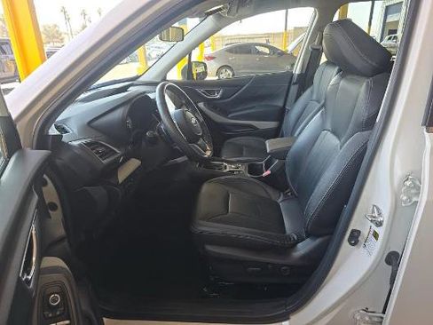 Used 2023 Subaru Forester Limited AWD/4WD image 7