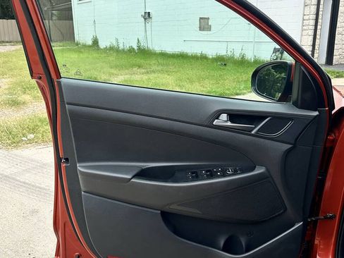 Used 2016 Hyundai Tucson Sport FWD image 15