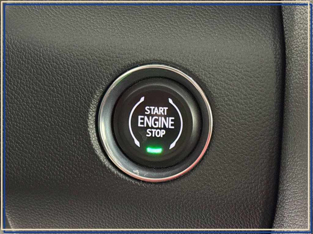 Certified 2026 GMC Acadia Elevation w/ Elevation Premium Package AWD/4WD image 23