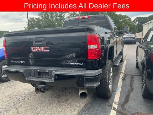 Used 2018 GMC Sierra 2500 Denali w/ Duramax Plus Package AWD/4WD image 4
