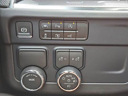 New 2026 Chevrolet Suburban RST w/ Comfort Package image 10