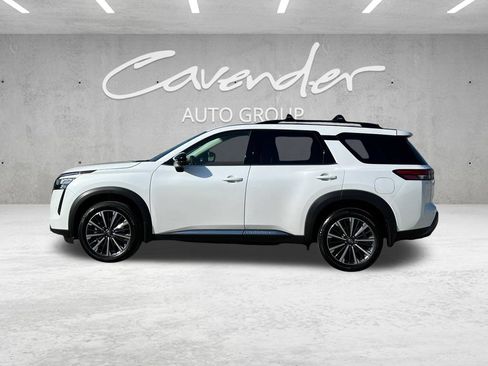 New 2026 Nissan Pathfinder Platinum FWD image 14