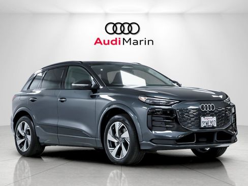 Used 2025 Audi Q6 e-tron Premium Plus AWD/4WD image 7