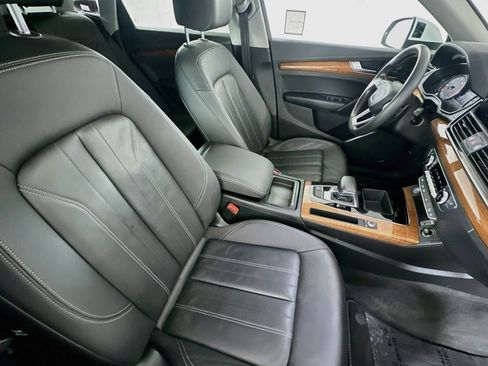 Used 2021 Audi Q5 2.0T Premium w/ Convenience Package AWD/4WD image 8
