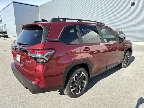 New 2025 Subaru Forester Premium image 4