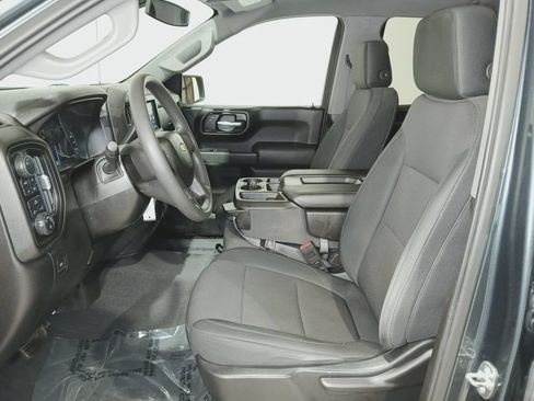 Used 2020 Chevrolet Silverado 1500 Custom w/ Custom Value Package AWD/4WD image 10