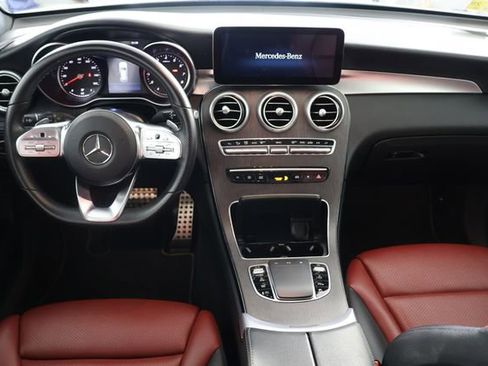 Used 2022 Mercedes-Benz GLC 300 4MATIC w/ AMG Line image 2