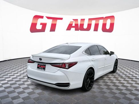 Used 2021 Lexus ES 300h w/ Accessory Package 2 FWD image 6