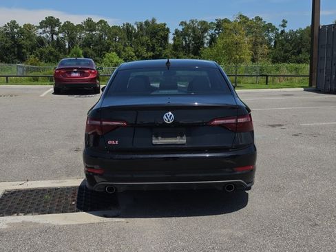 Used 2021 Volkswagen Jetta GLI FWD image 6