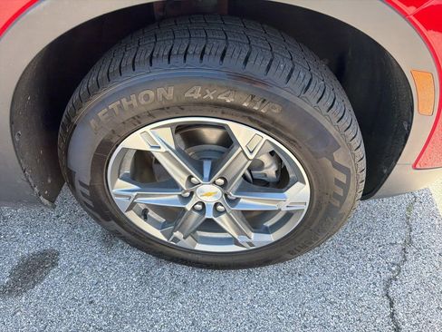 Used 2023 Chevrolet Blazer LT image 4