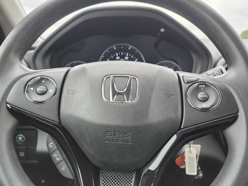 Used 2017 Honda HR-V LX image 26