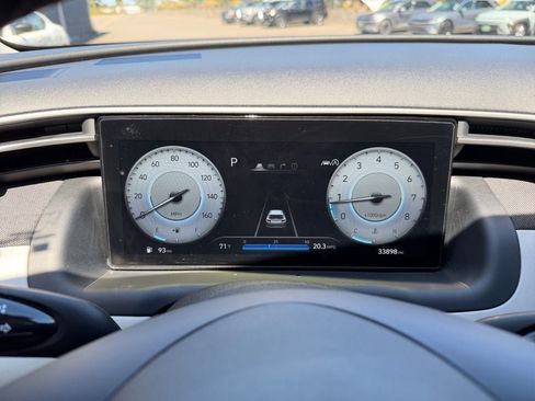 Used 2023 Hyundai Tucson Limited w/ Cargo Package AWD/4WD image 14