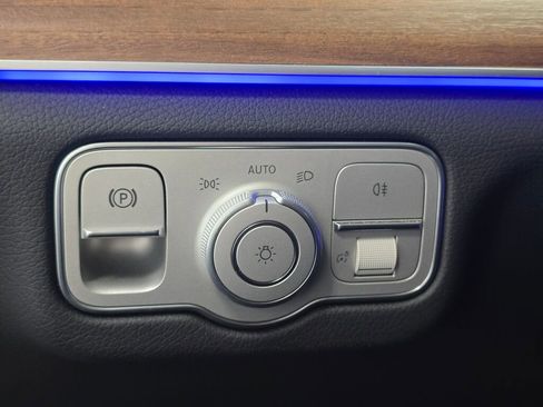 Used 2024 Mercedes-Benz GLS 450 GLS 450 image 38