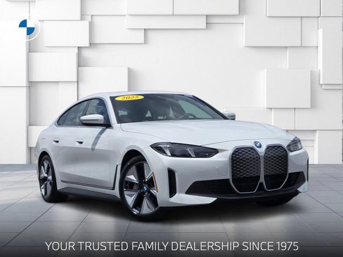 Used 2025 BMW i4 xDrive40i AWD/4WD image 1
