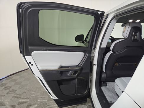 Used 2023 Rivian R1T Adventure image 17