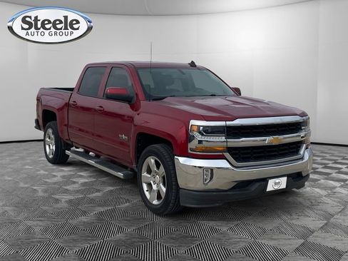 Used 2018 Chevrolet Silverado 1500 LT w/ Texas Edition image 7