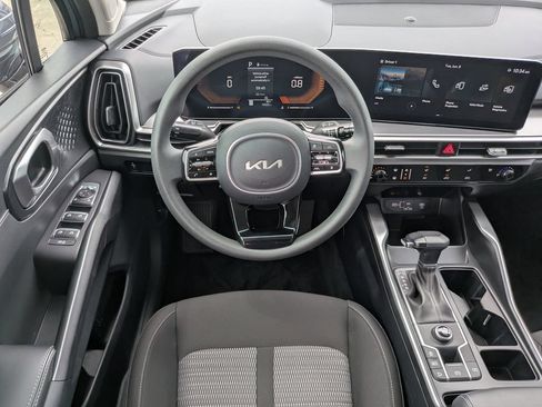 Certified 2024 Kia Sorento LX FWD image 15