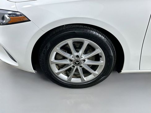 Used 2021 Mercedes-Benz A 220 image 8