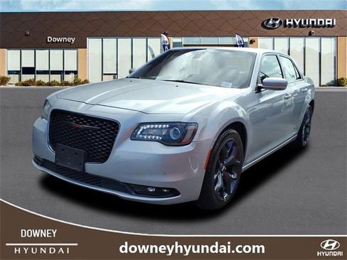 Used 2023 Chrysler 300 S image 1