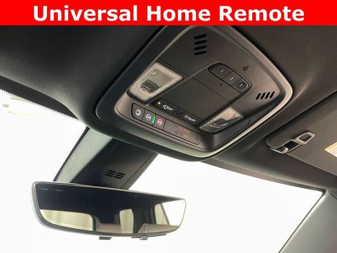 Used 2023 Chevrolet Traverse Premier w/ LPO, Floor Liner Package AWD/4WD image 33