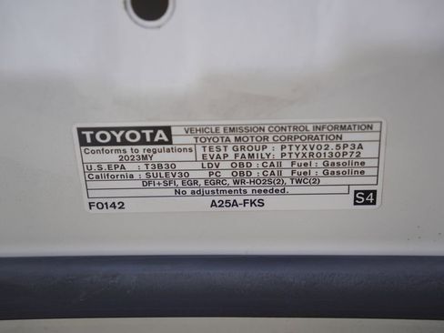 Used 2023 Toyota Camry LE w/ Convenience Package FWD image 7