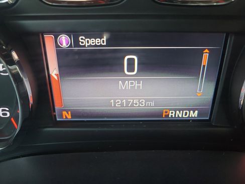 Used 2015 GMC Sierra 1500 SLE w/ SLE Value Package image 24