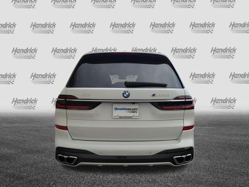 Certified 2025 BMW X7 M60i w/ Climate Comfort Package AWD/4WD image 9