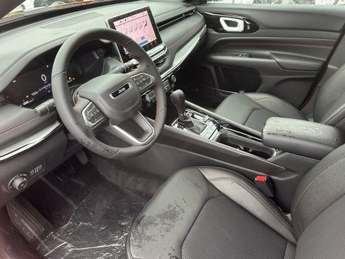 New 2026 Jeep Compass Trailhawk image 12