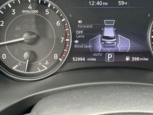 Used 2024 Nissan Armada SV AWD/4WD image 28