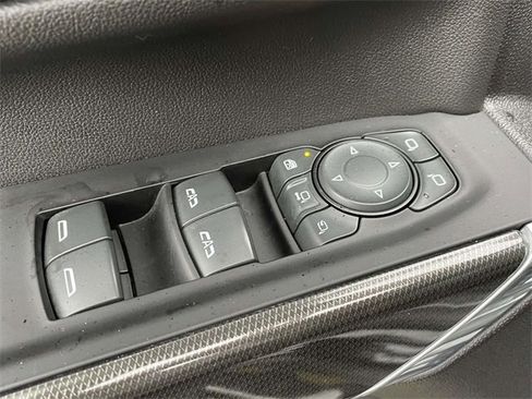 Used 2023 GMC Sierra 3500 AT4 w/ AT4 Preferred Package image 16