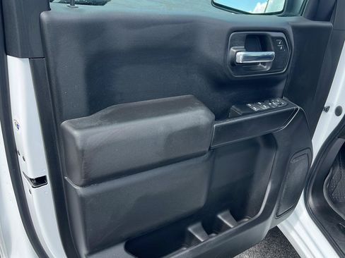 Used 2024 Chevrolet Silverado 1500 Custom w/ LPO, Dark Essentials Package AWD/4WD image 17