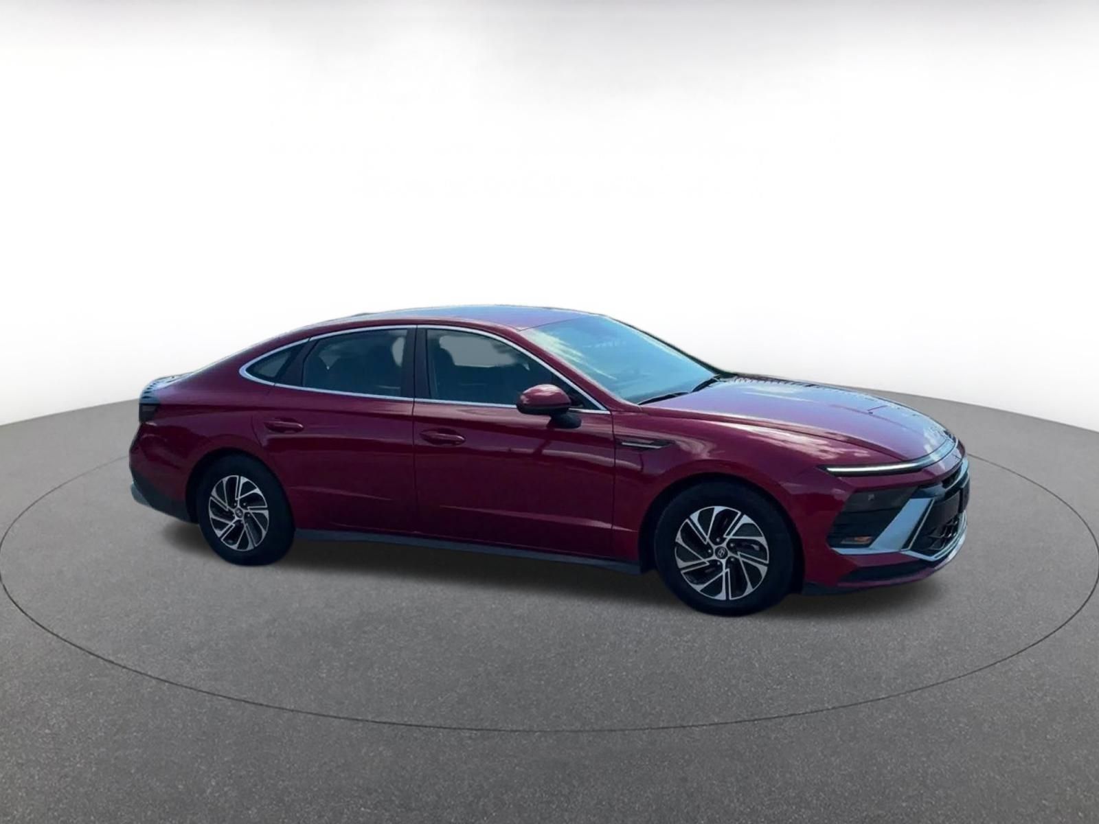 Used 2026 Hyundai Sonata Blue FWD image 2