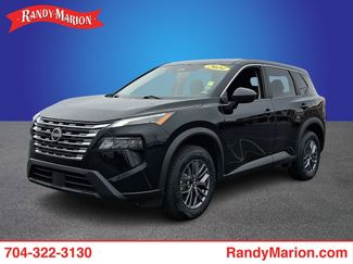 Used 2024 Nissan Rogue S video 1