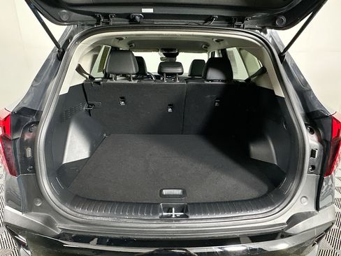 Used 2025 Kia Seltos S image 28