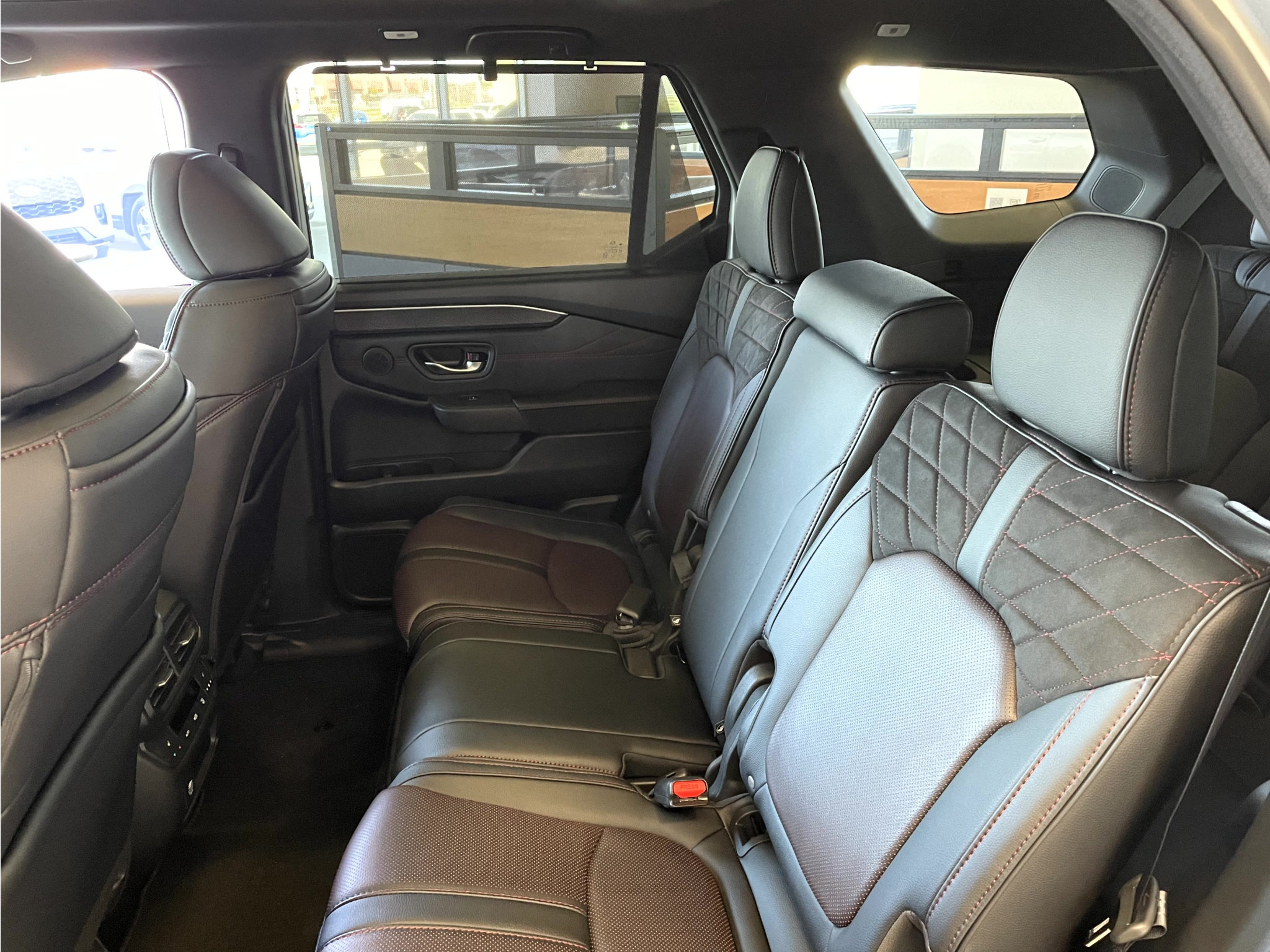 New 2026 Honda Pilot Black Edition image 7