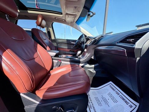 Used 2017 Ford Edge Titanium w/ Equipment Group 301A image 32