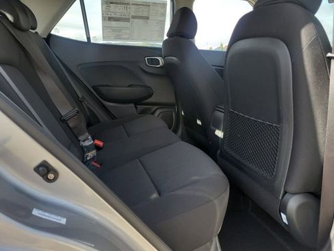 New 2026 Hyundai Venue SE image 18